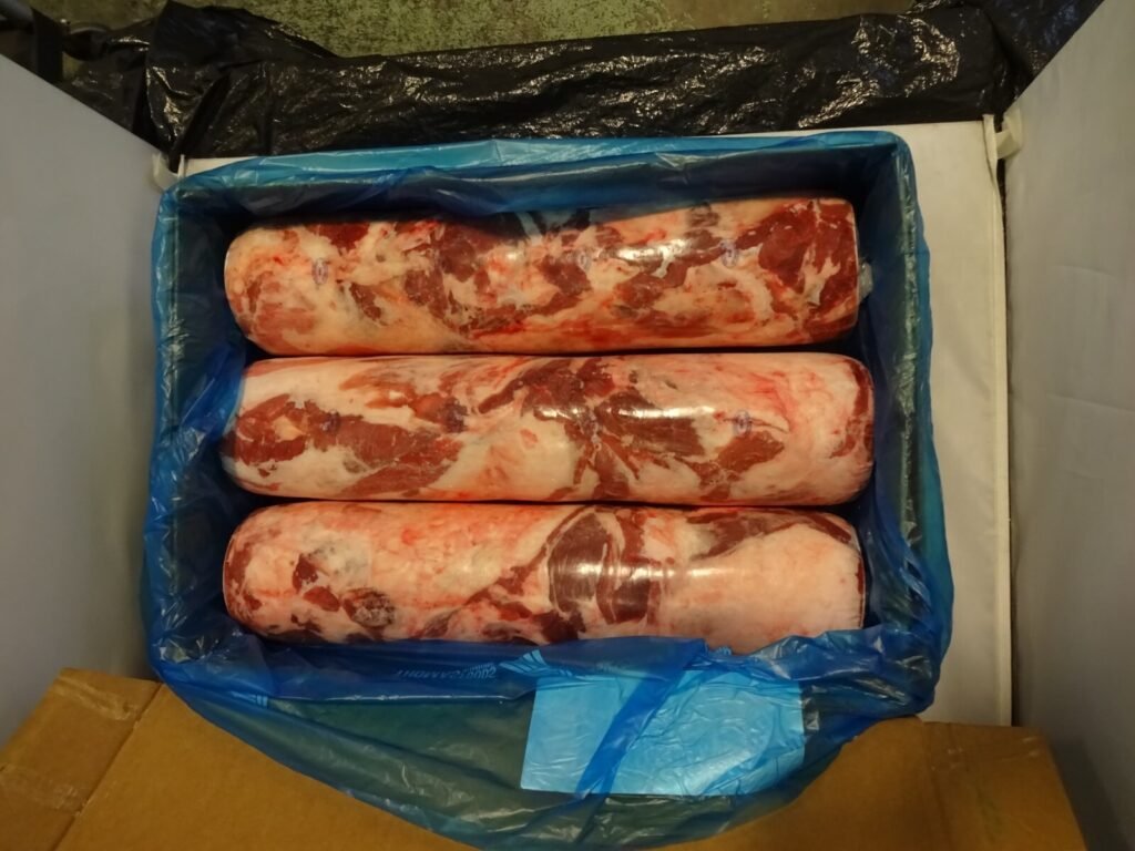 LAMB SHOULDER MEAT TUBE 3PC/CS APPR. 13KG/CS